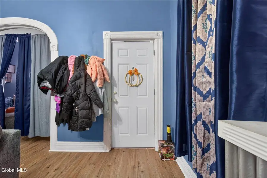 38 Milton Avenue, Amsterdam, NY 12010 - Image #3