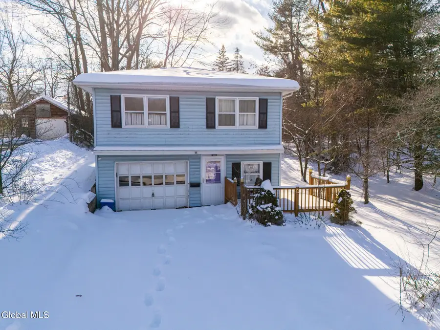 24-26 E Dillenbeck Drive, Guilderland, NY 12303 - #2