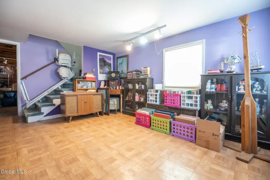 24-26 E Dillenbeck Drive, Guilderland, NY 12303 - #3