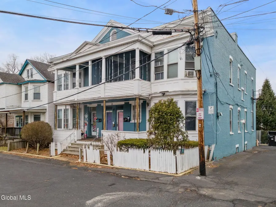 19 Idlewild Park, Watervliet, NY 12189 - #2