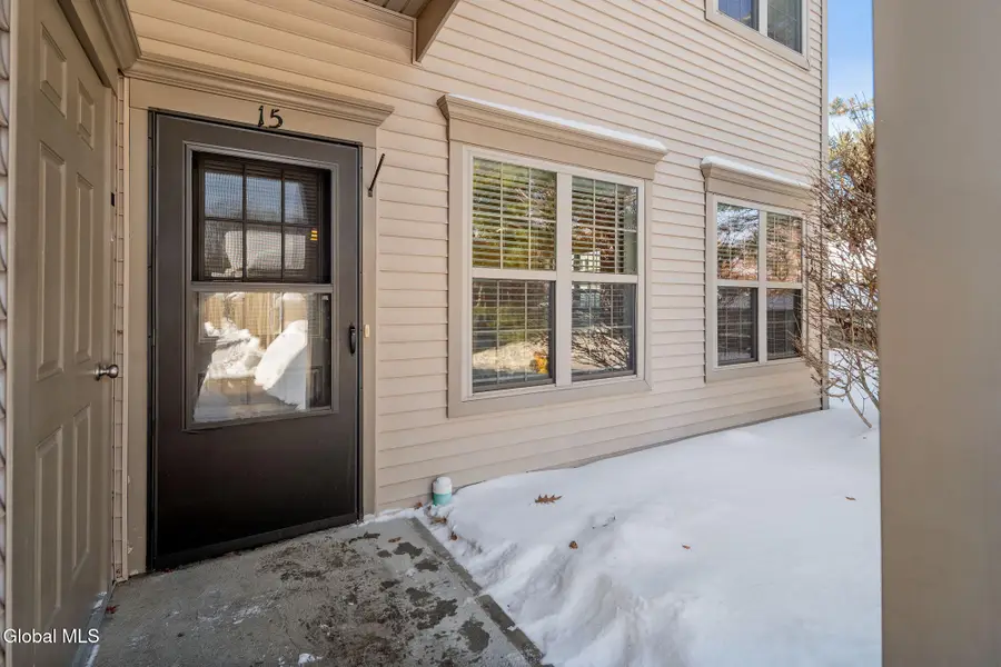 73 Saratoga Road #APT 15, Glenville, NY 12302 - #3