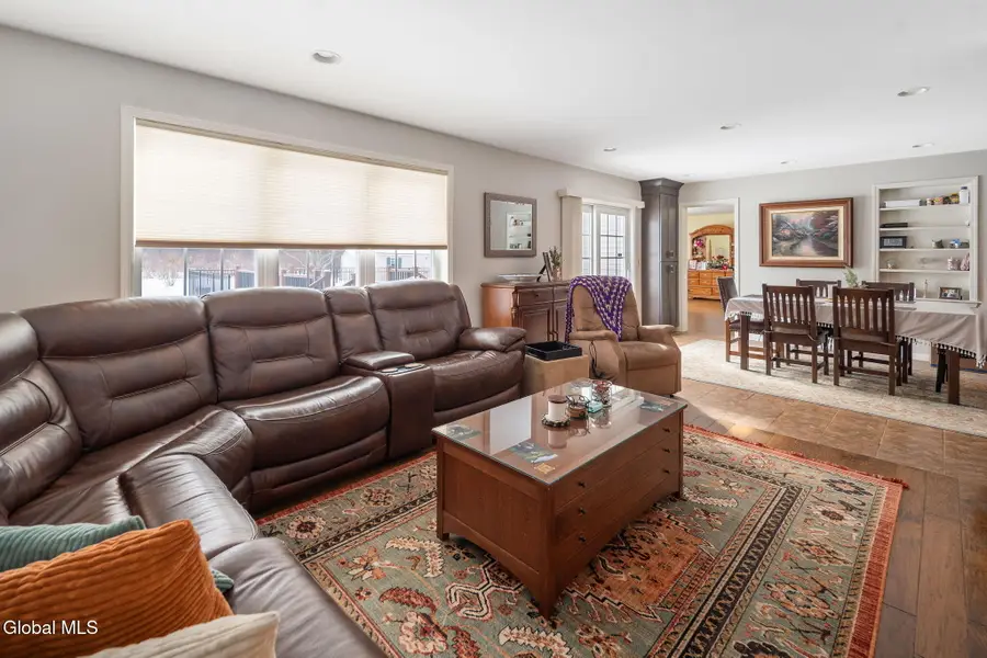 6 Foxglove Way, Ballston Spa, NY 12020 - Image #3