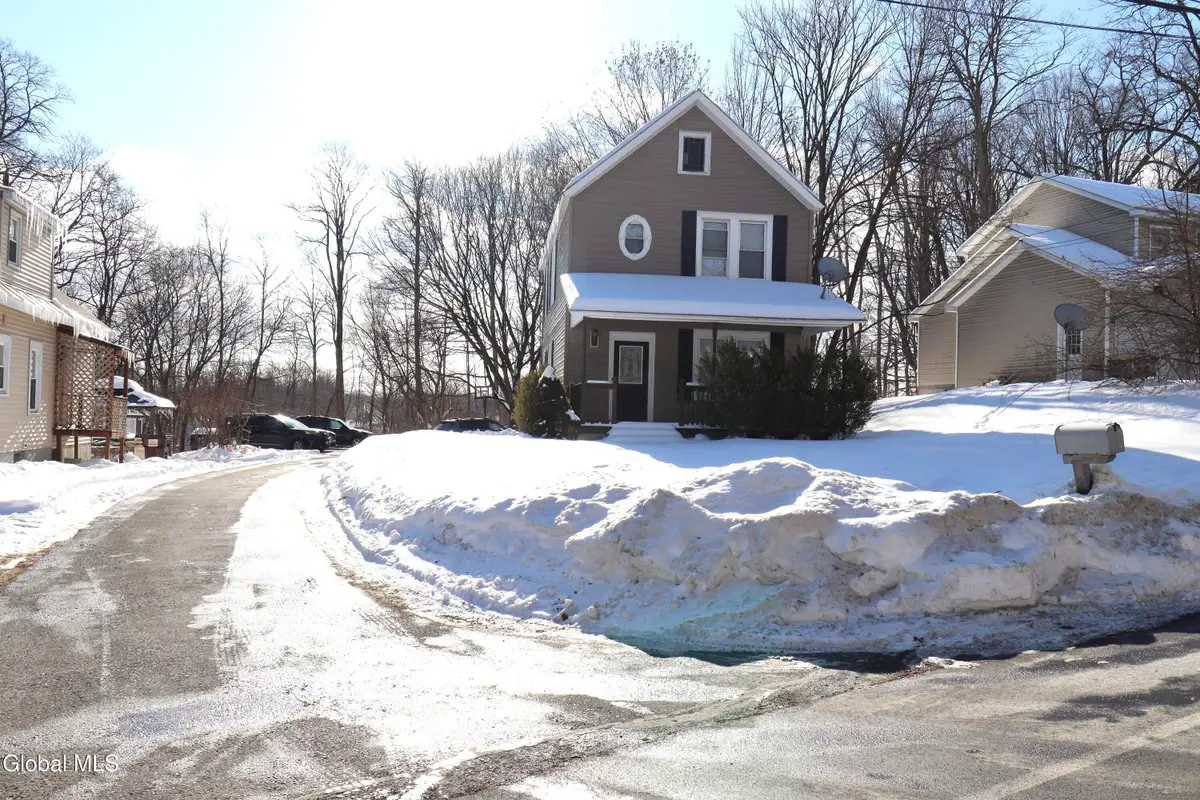 107 Putnam Road, Rotterdam, NY 12306 - #1