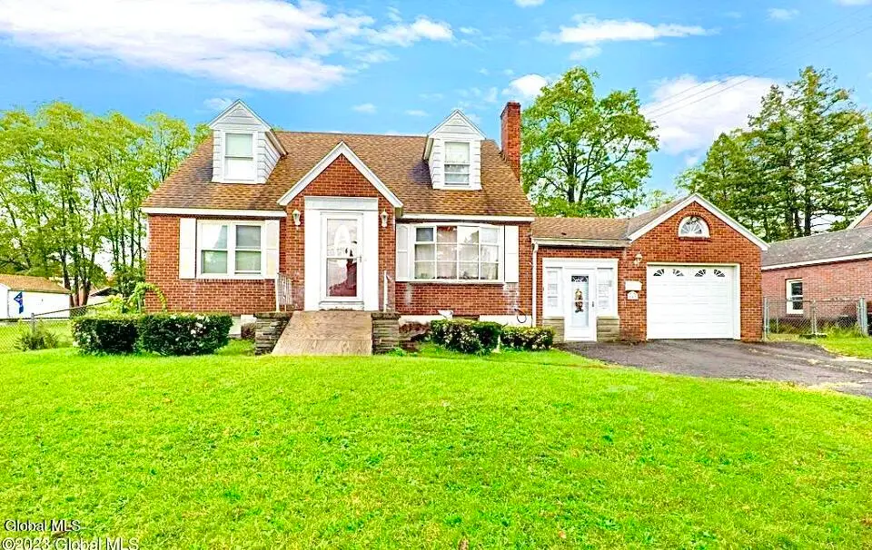 241 Sixteenth Street, Schenectady, NY 12306 - #1