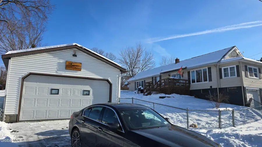 10 New York Avenue, Hampton Manor, NY 12144 - #2