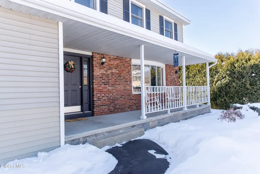 307 Debbie Drive, Rotterdam, NY 12306 - #2