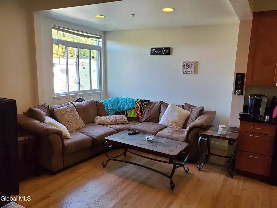 811 Madison Avenue, Albany, NY 12208 - #3