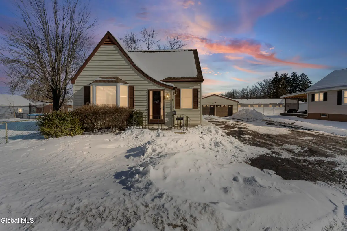 4 Muriel Avenue, Hampton Manor, NY 12144 - #1