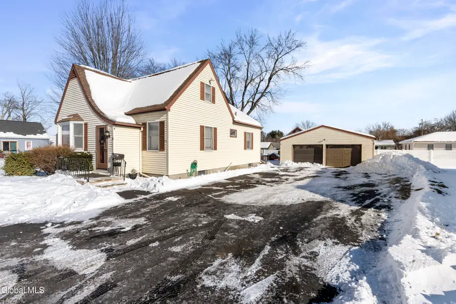 4 Muriel Avenue, Hampton Manor, NY 12144 - #3