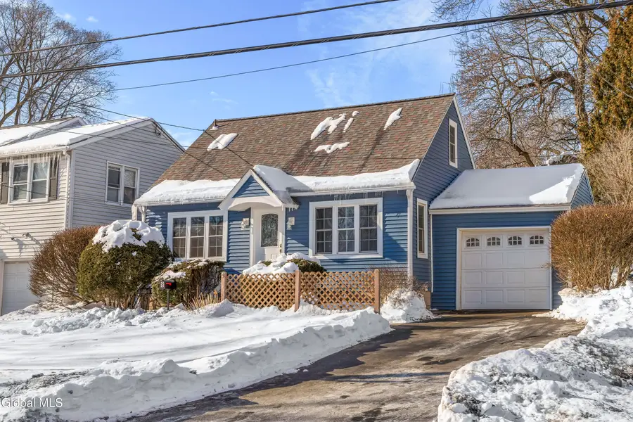 8 Fuller Terrace, Colonie, NY 12205 - #2