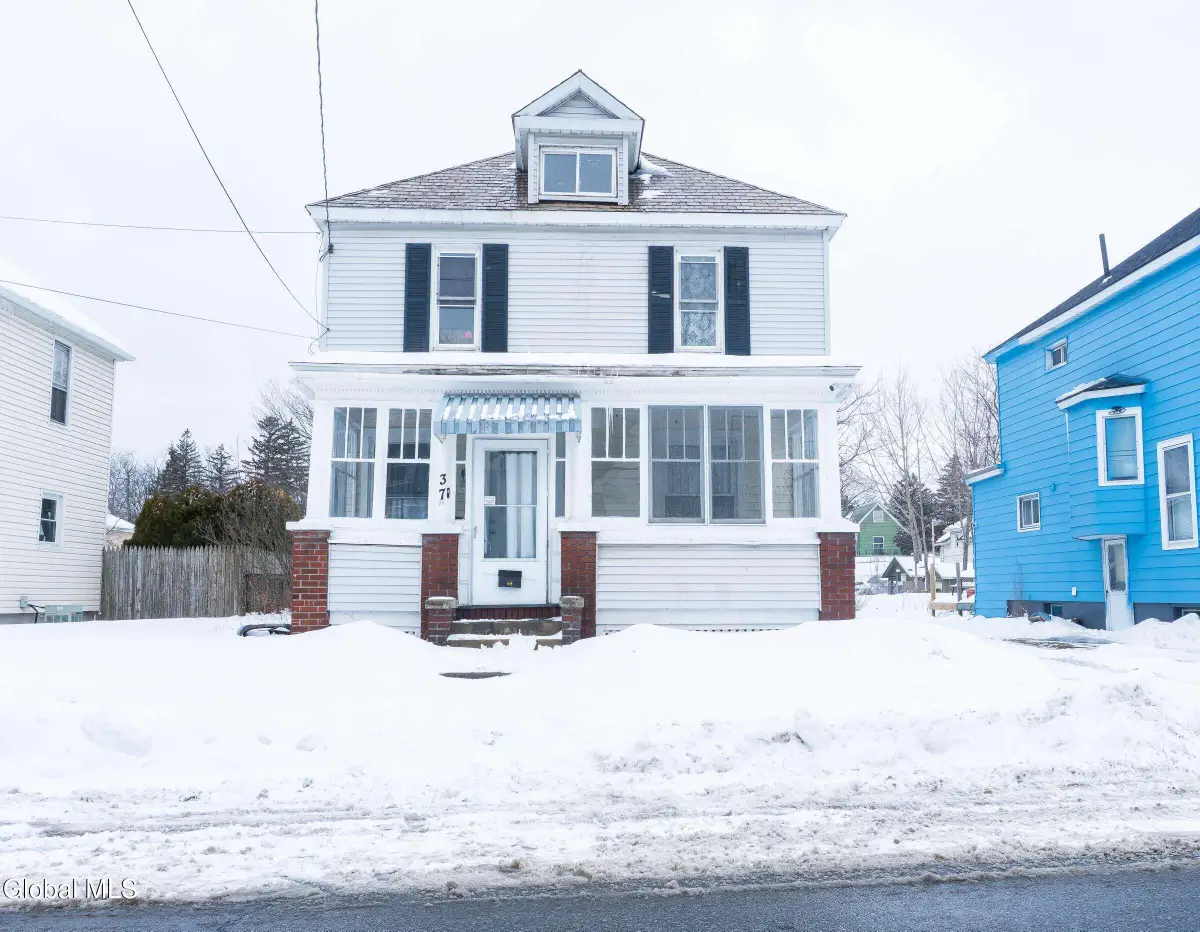 37 Chiswell Street, Schenectady, NY 12304 - #1