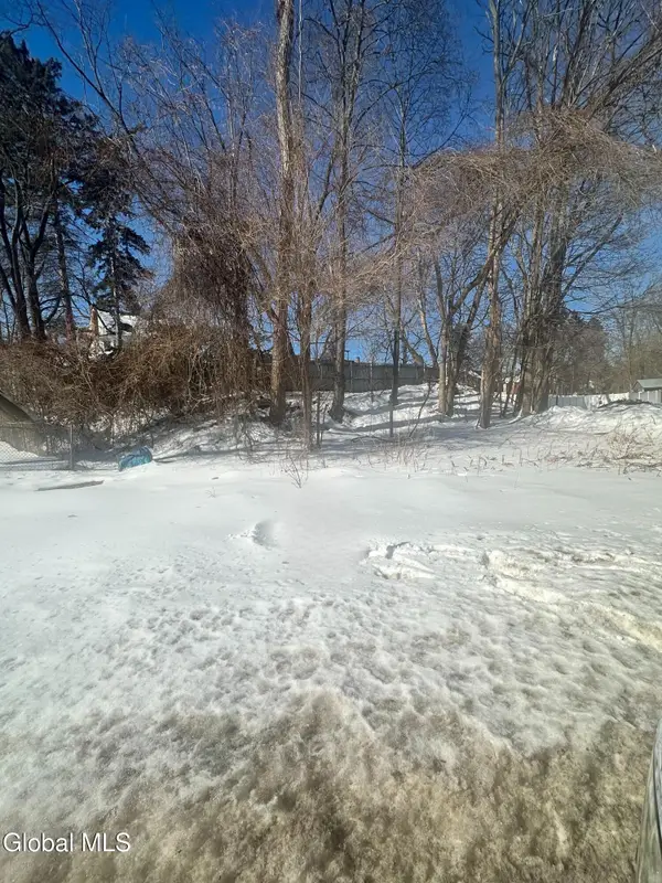 L30 Broadway, Schenectady, NY 12306