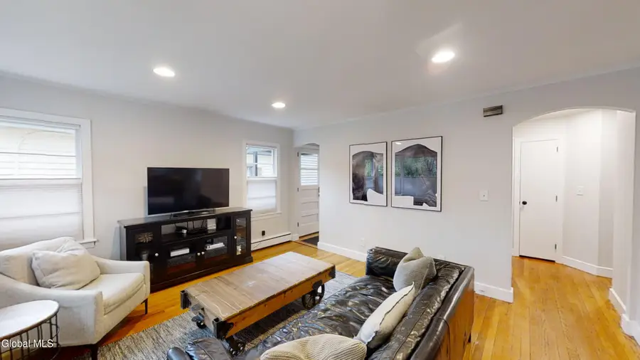 207 Regent Street, Saratoga Springs, NY 12866 - #3