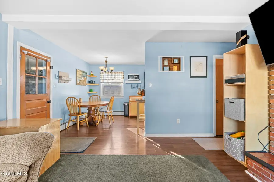 991 Obrien Avenue, Rotterdam, NY 12303 - #3