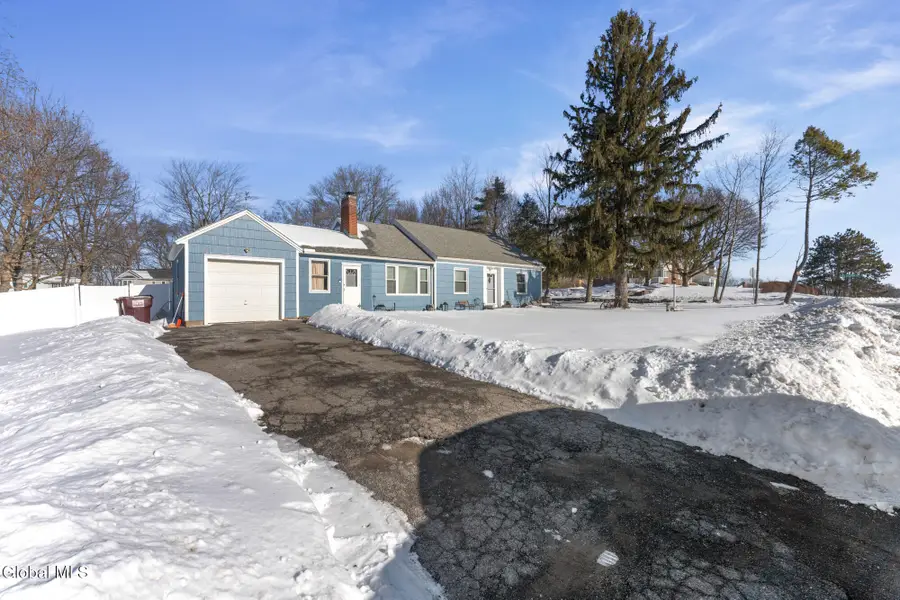 10 Skyview Drive, Colonie, NY 12047 - #2