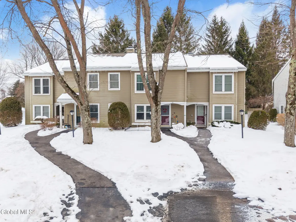 13 Raleigh Drive, Halfmoon, NY 12065 - #1