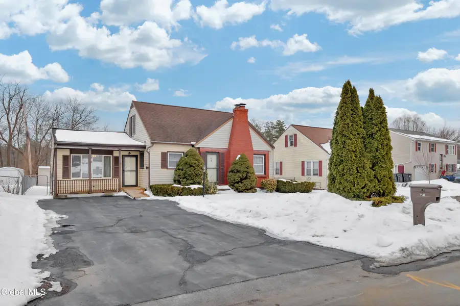 31 Saint George Place, Colonie, NY 12304 - #2