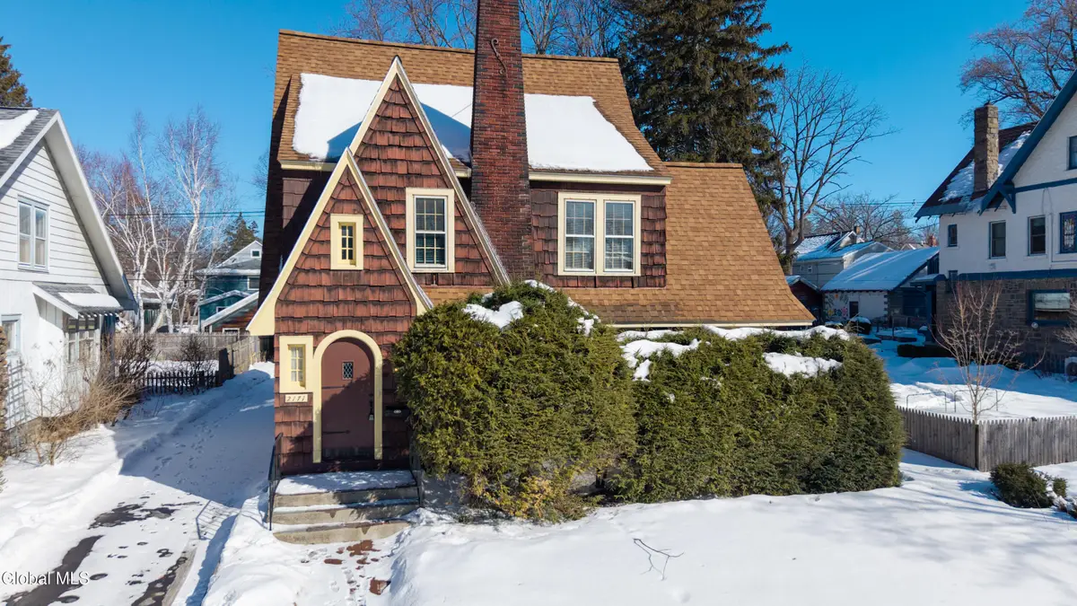 2171 Grand Boulevard, Niskayuna, NY 12309 - #1