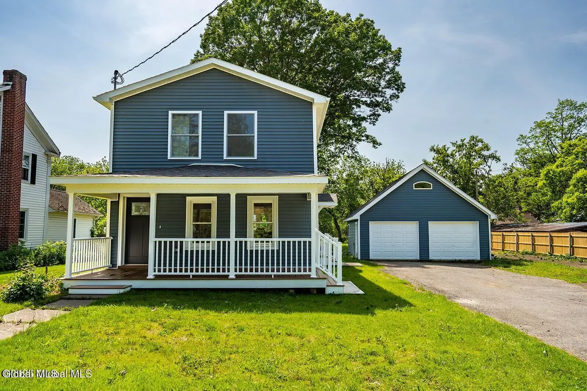 11 N Park Street, Cambridge, NY 12816 - #1