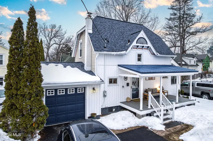 5 Southeast Street, Saratoga Springs, NY 12866 - #2