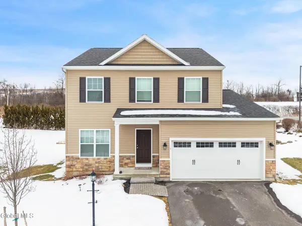 1 Cove Road, Colonie, NY 12047