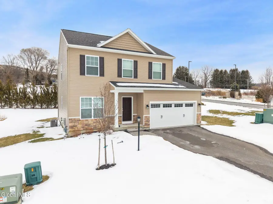 1 Cove Road, Colonie, NY 12047 - #2