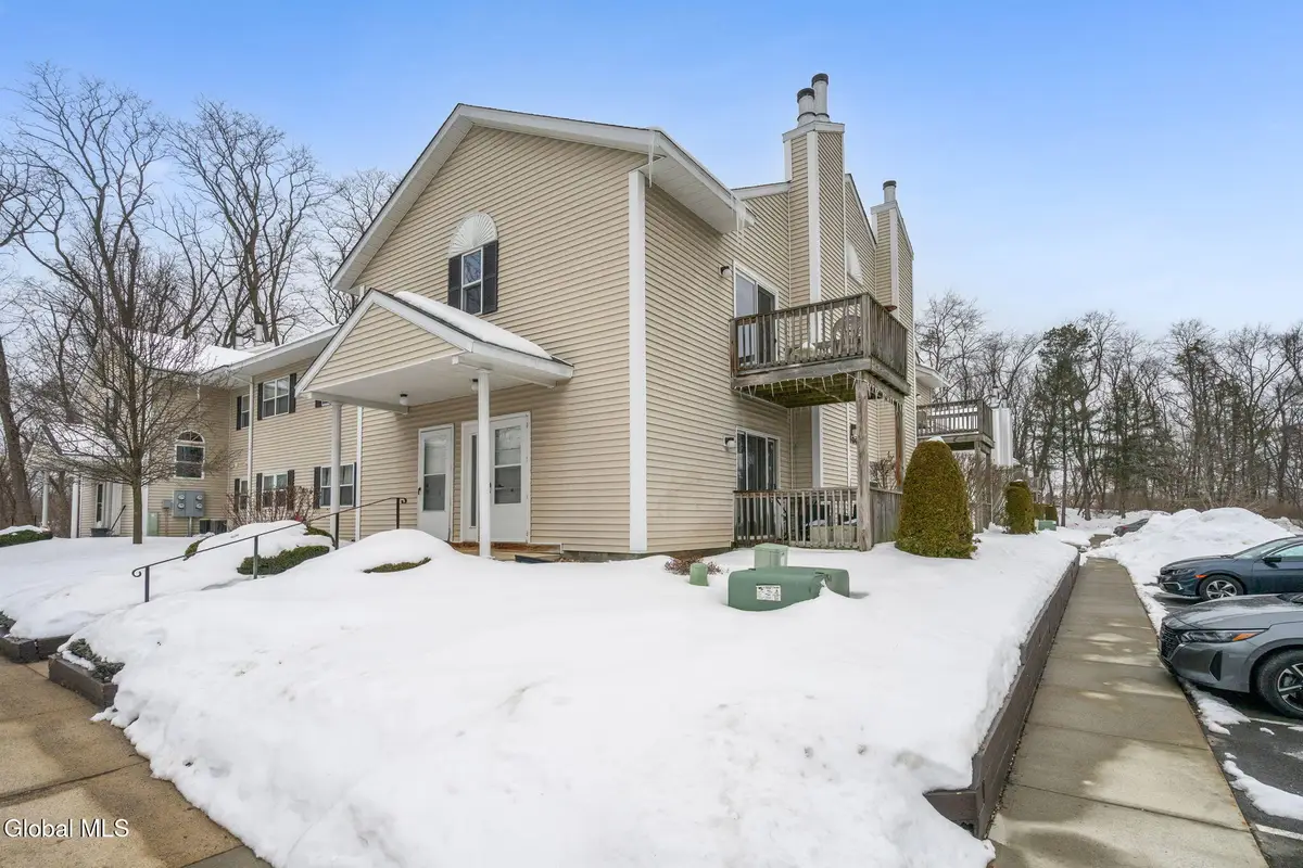 1103 Greenwich Drive, Albany, NY 12203 - #1