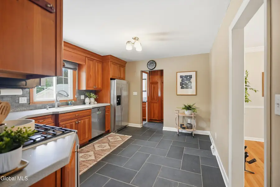 32 Brookwood Drive, Latham, NY 12110 - #2