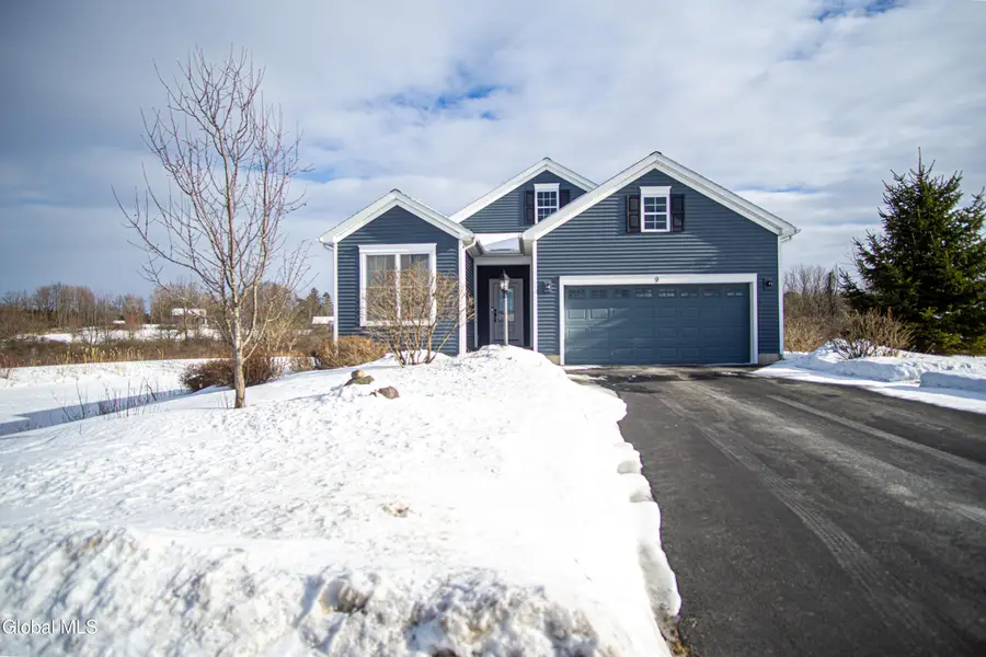 9 New Heron Drive, Halfmoon, NY 12118 - #2