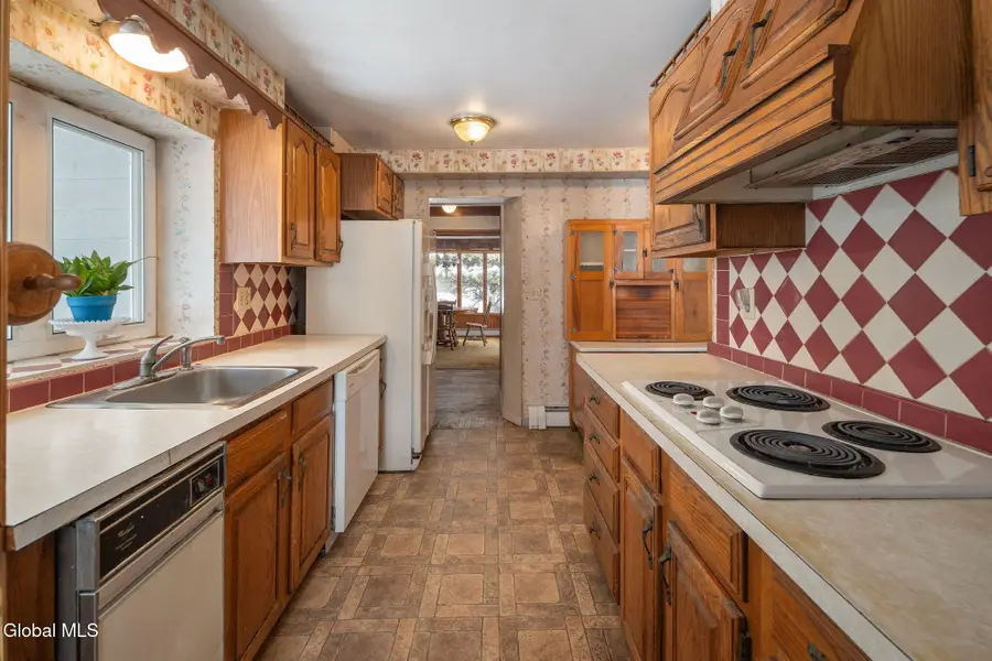 63 Diamond Hill Road, New Scotland, NY 12054 - #3