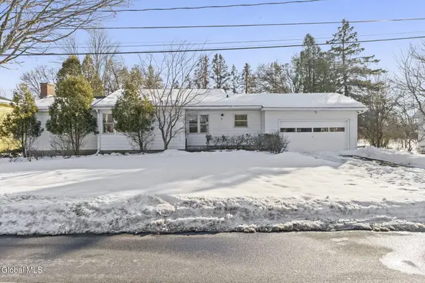 31 Magee Drive, Bethlehem, NY 12077