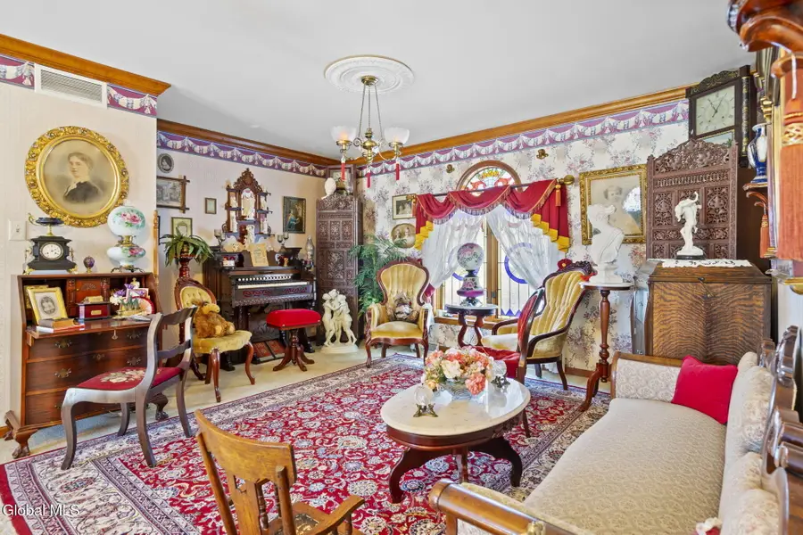 225 Long Meadow Lane, Rotterdam, NY 12306 - #3