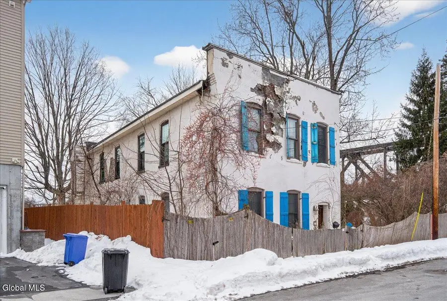 32 Front Street, Waterford, NY 12188 - #2