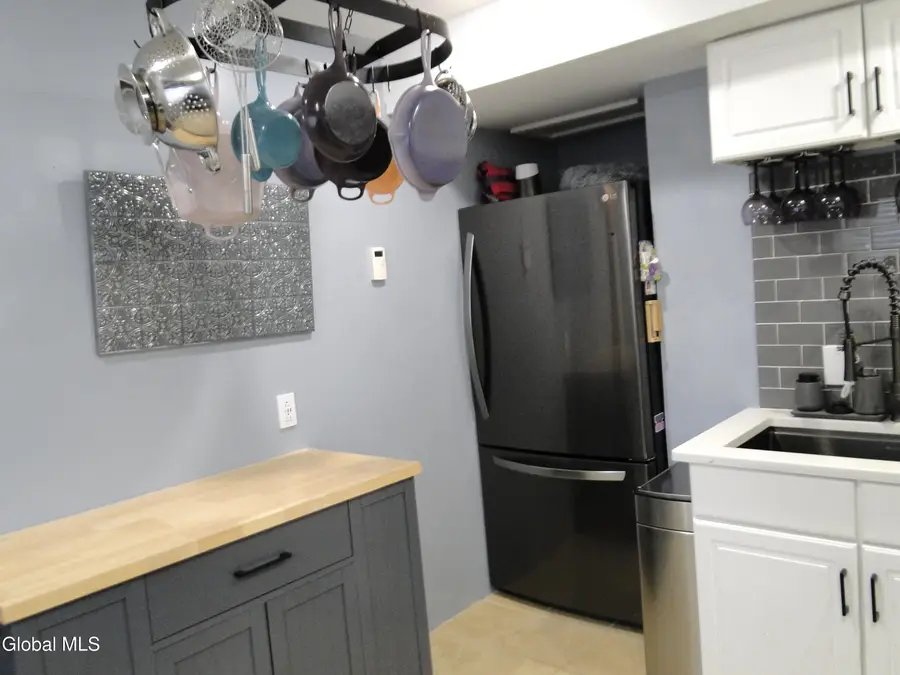 48 Keeler Drive, Albany, NY 12208 - #3