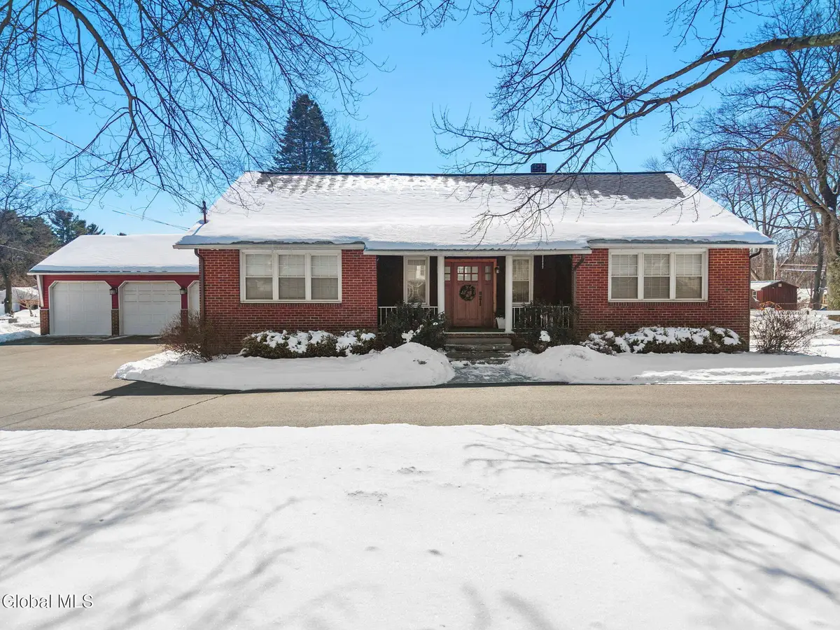 274 Osborne Road, Loudonville, NY 12211 - #1