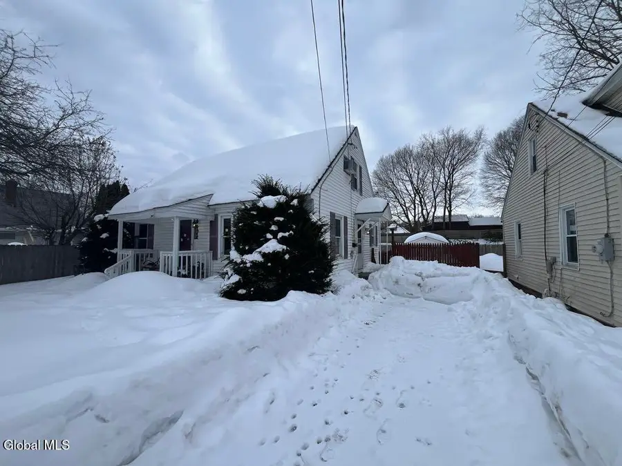 8 Oakland Drive, Johnstown, NY 12078 - #2