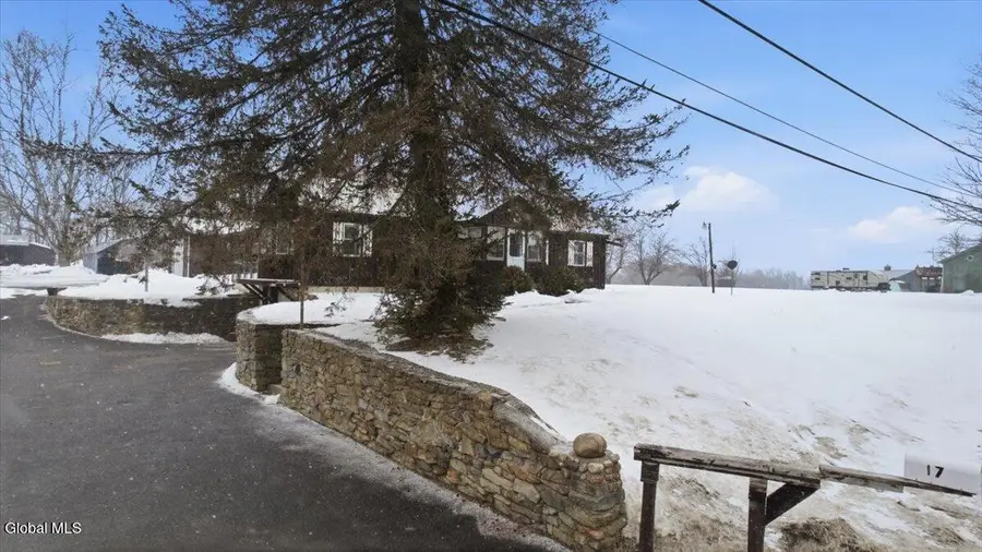 17 Green Barn Road, Hudson Falls, NY 12839 - #2