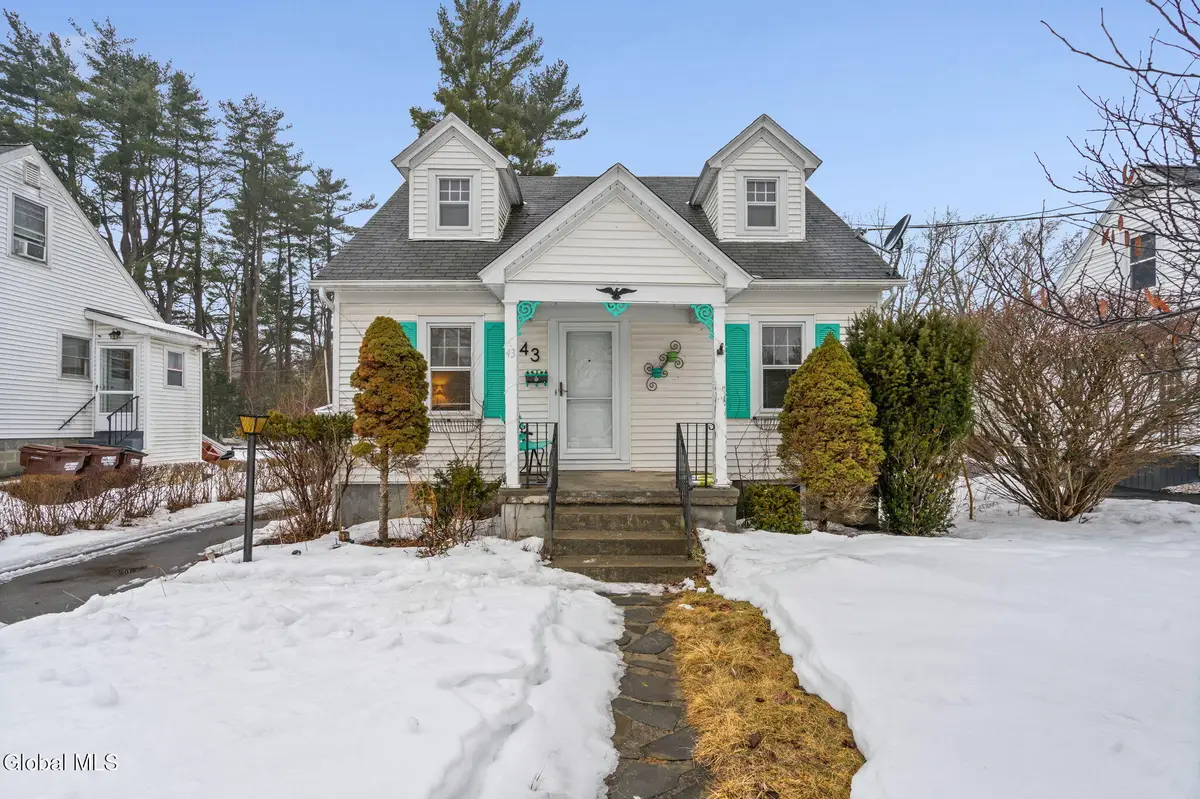 43 Harrison Avenue, Bethlehem, NY 12054 - #1