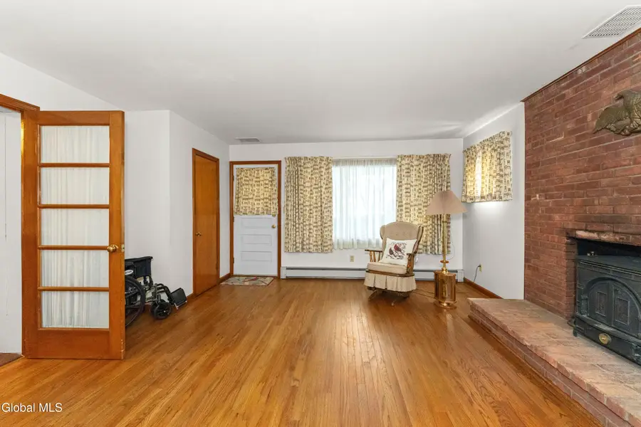 324 2nd Avenue, Watervliet, NY 12189 - #3