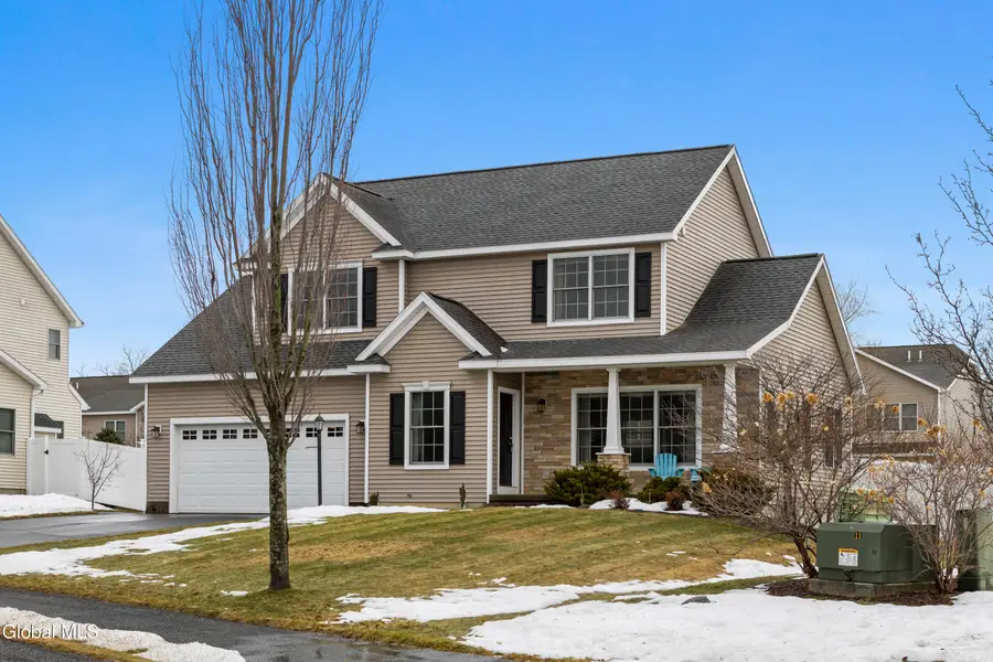 245 N Alandale Avenue, Niskayuna, NY 12304 - #2