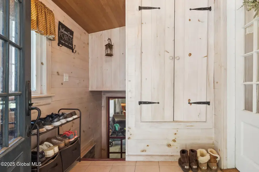 272 Main Street, Middleburgh, NY 12122 - #3