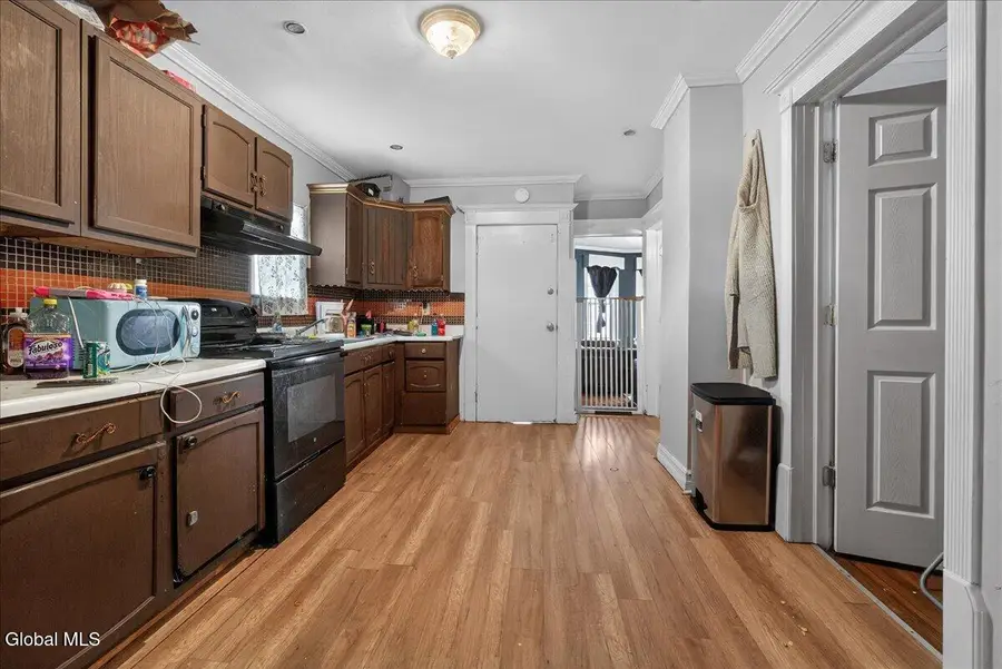 912 Cutler Street, Schenectady, NY 12303 - #3