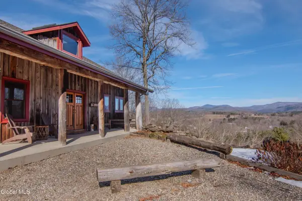 68 Red Gate Lane, Jackson, NY 12873