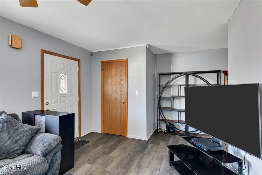 25 Cartwheel Drive, Scotia, NY 12302 - #3