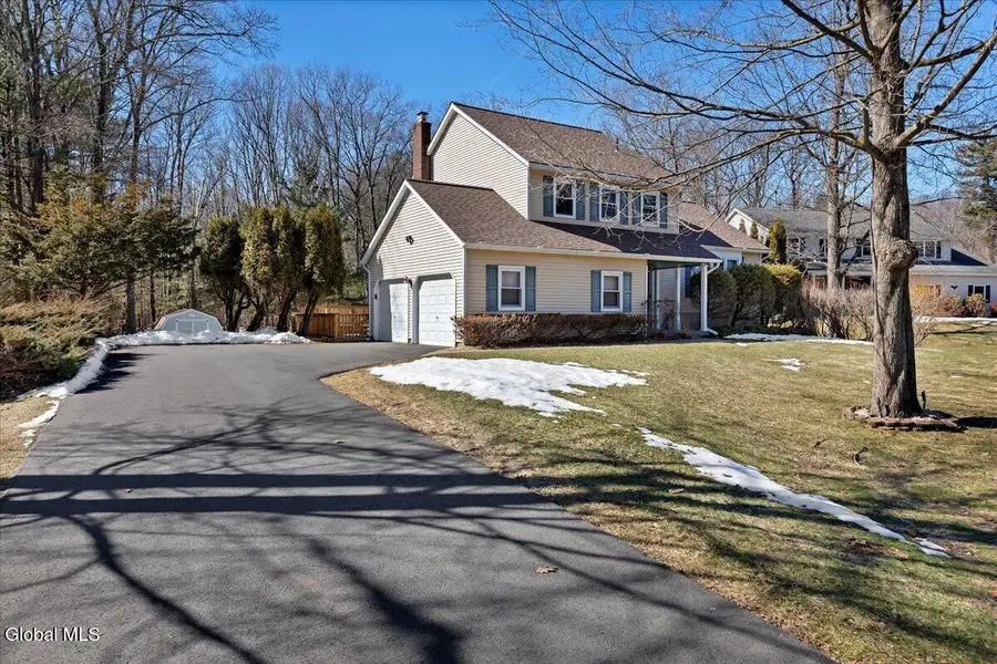 15 Durham Way, Clifton Park, NY 12065 - #3