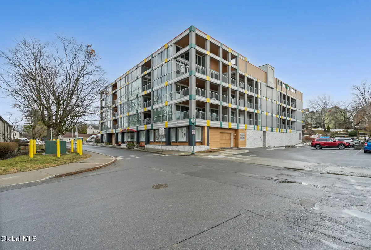 128 Henry Street #Unit 406, Saratoga Springs, NY 12866 - #1