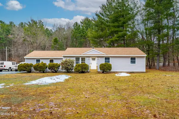 879 Master Street, Schaghticoke, NY 12094