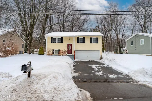 48 Hathorn Boulevard, Saratoga Springs, NY 12866