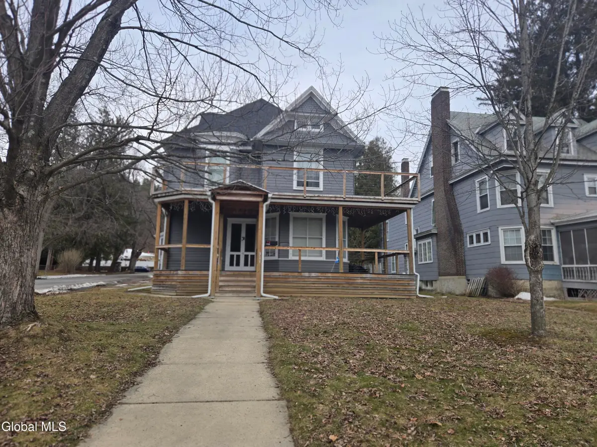 313 Guy Park Avenue, Amsterdam, NY 12010 - #1