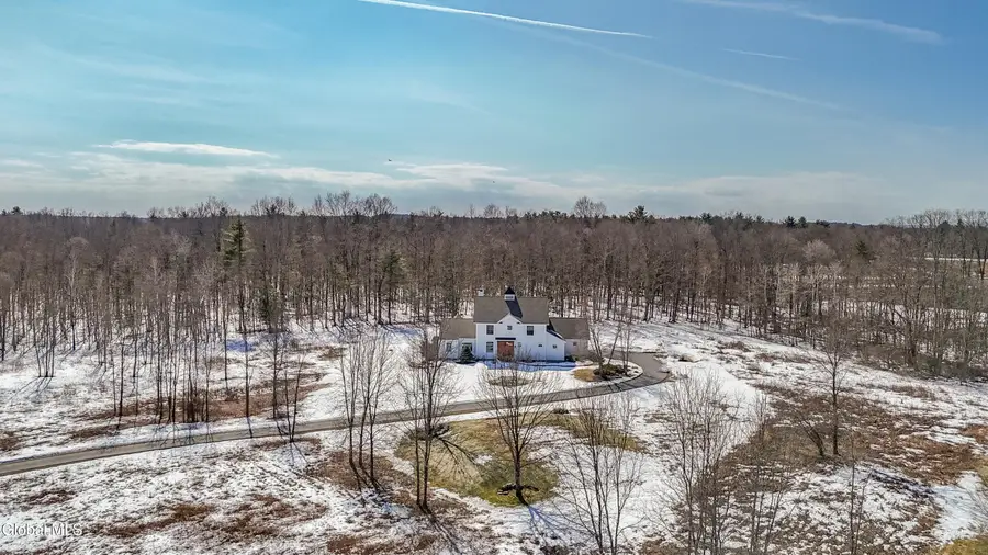 13 Saratoga Farm Road, Malta, NY 12020 - #2